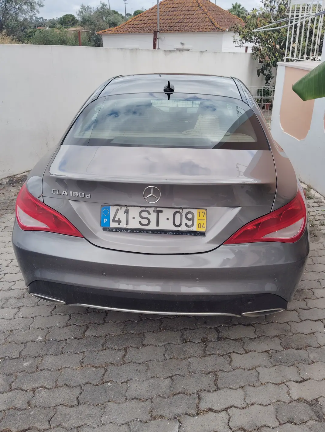 Mercedes-Benz CLA 180 2017 - 15000 EUR, 165000 km - 165000km - foto 8 de 8