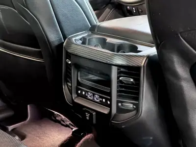 Dodge RAM 2020 - 109900 EUR, 41242 km - AUTO.MOTO.pt - 41242km - foto 22 de 38