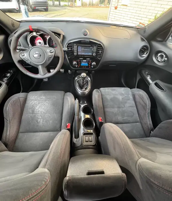 Nissan Juke 2014 - 16700 EUR, 114700 km - AUTO.MOTO.pt - 114700km - foto 13 de 13