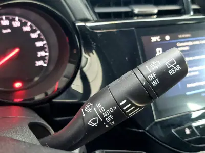 Opel Corsa 2023 - 19500 EUR, 20521 km - AUTO.MOTO.pt - 20521km - foto 15 de 24