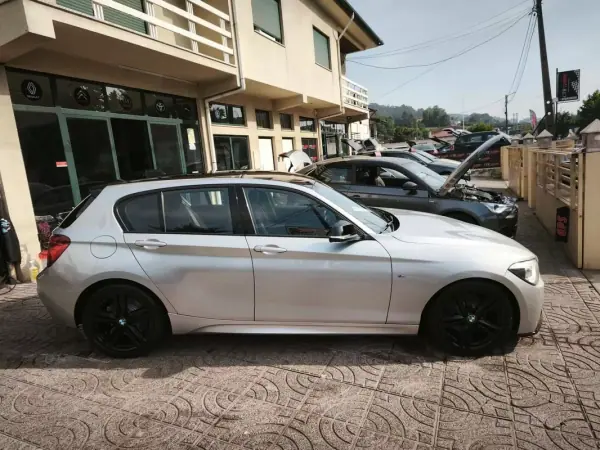 BMW 120 2014 - 17900 EUR, 180000 km - AUTO.MOTO.pt - 180000km - foto 7 de 34