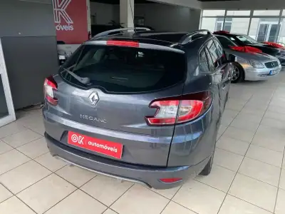 Renault Mégane Sport Tourer 2010 - 4990 EUR, 340390 km - AUTO.MOTO.pt - 340390km - foto 5 de 44
