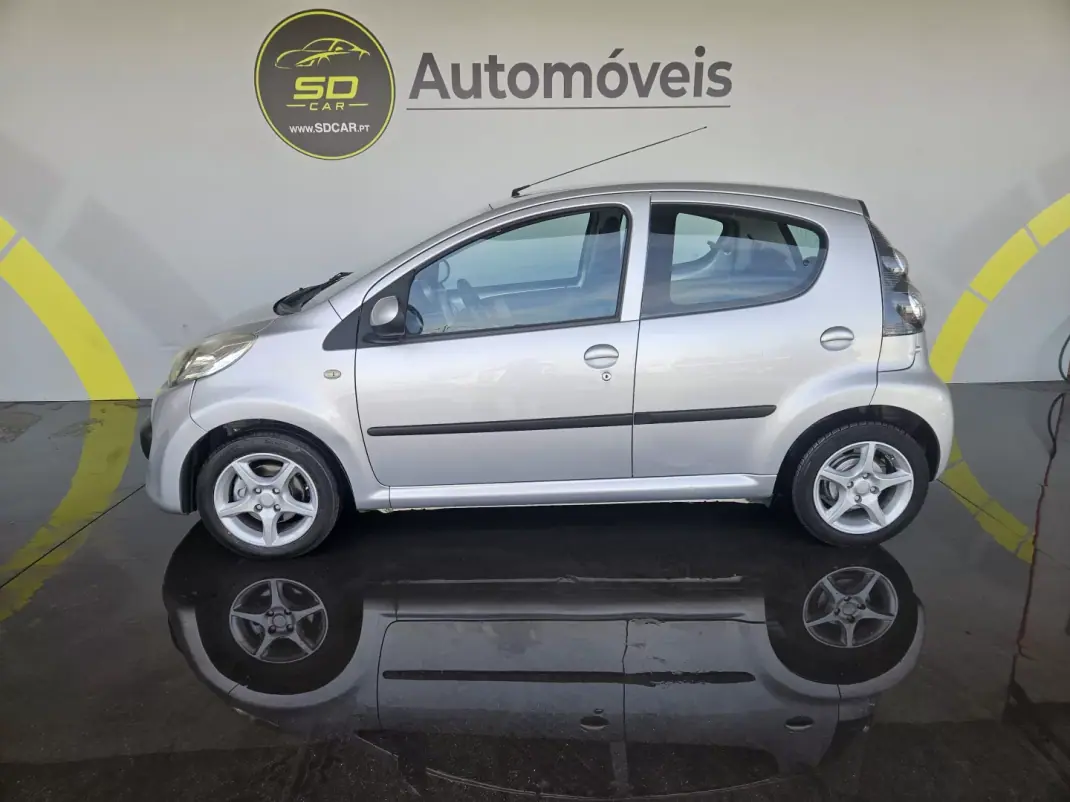 Citroën C1 2007 - 3400 EUR, 215000 km - AUTO.MOTO.pt - 215000km - foto 2 de 10