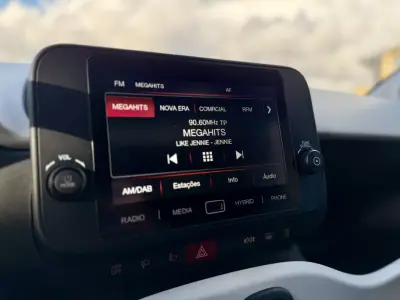 Fiat Panda 2025 - 14950 EUR, 12000 km - AUTO.MOTO.pt - 12000km - foto 21 de 24