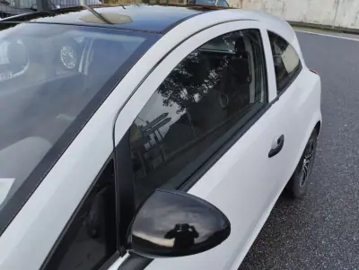 Opel Corsa 2011 - 5900 EUR, 220000 km - AUTO.MOTO.pt - 220000km - foto 24 de 24