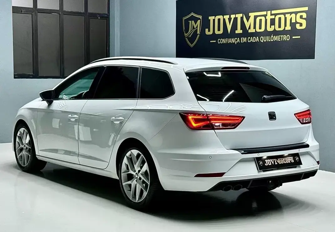 SEAT Leon 2014 - 14950 EUR, 177859 km - 177859km - foto 3 de 25