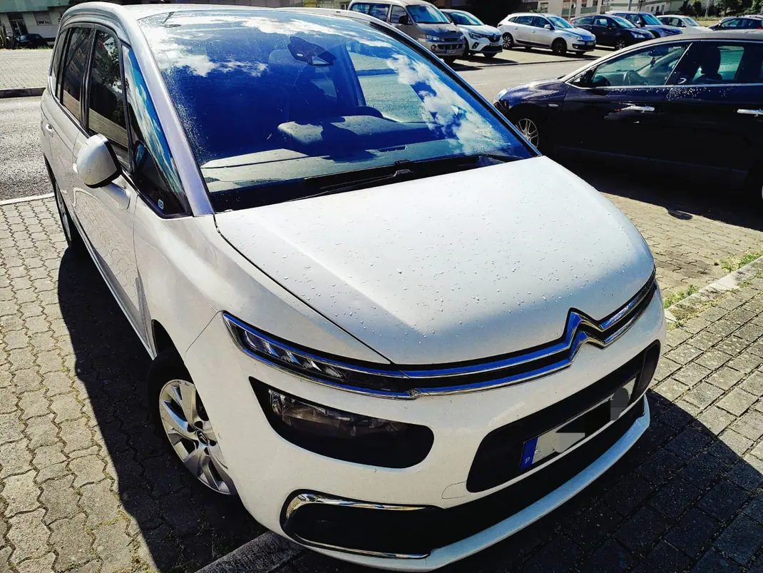 Citroën C4 Grand Picasso 2018 - 10890 EUR, 217500 km - AUTO.MOTO.pt - 217500km - foto 21 de 22