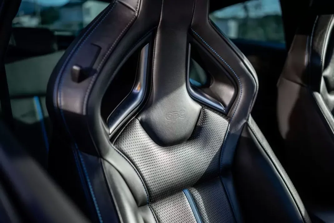 Opel Astra GTC 2013 - 23500 EUR, 109000 km - AUTO.MOTO.pt - 109000km - foto 27 de 47