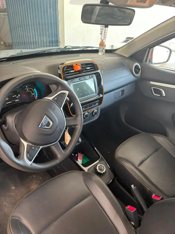 Dacia Spring 2022 - 12500 EUR, 63000 km - 63000km - foto 6 de 9