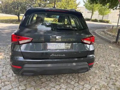 SEAT Arona 2025 - 22000 EUR, 10000 km - AUTO.MOTO.pt - 10000km - foto 9 de 27