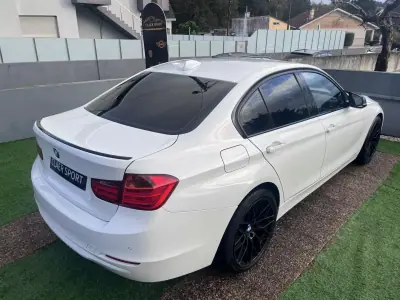 BMW 316 2014 - 14900 EUR, 175000 km - AUTO.MOTO.pt - 175000km - foto 12 de 59