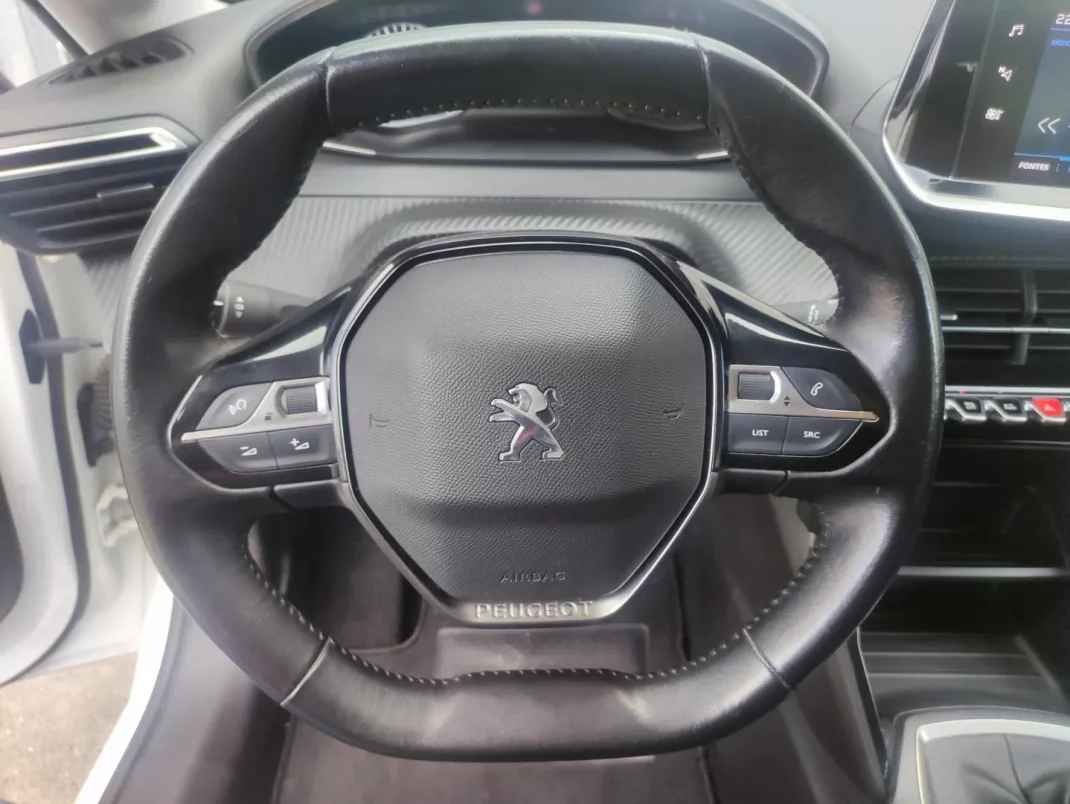 Peugeot 208 2020 - 11900 EUR, 247697 km - AUTO.MOTO.pt - 247697km - foto 16 de 23