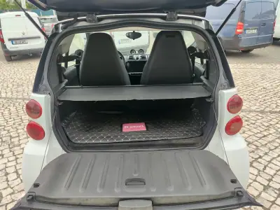 Smart ForTwo Coupé 2011 - 6900 EUR, 115000 km - 115000km - foto 9 de 23
