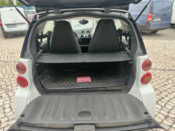 Smart ForTwo Coupé 2011 - 6900 EUR, 115000 km - 115000km - foto 9 de 23