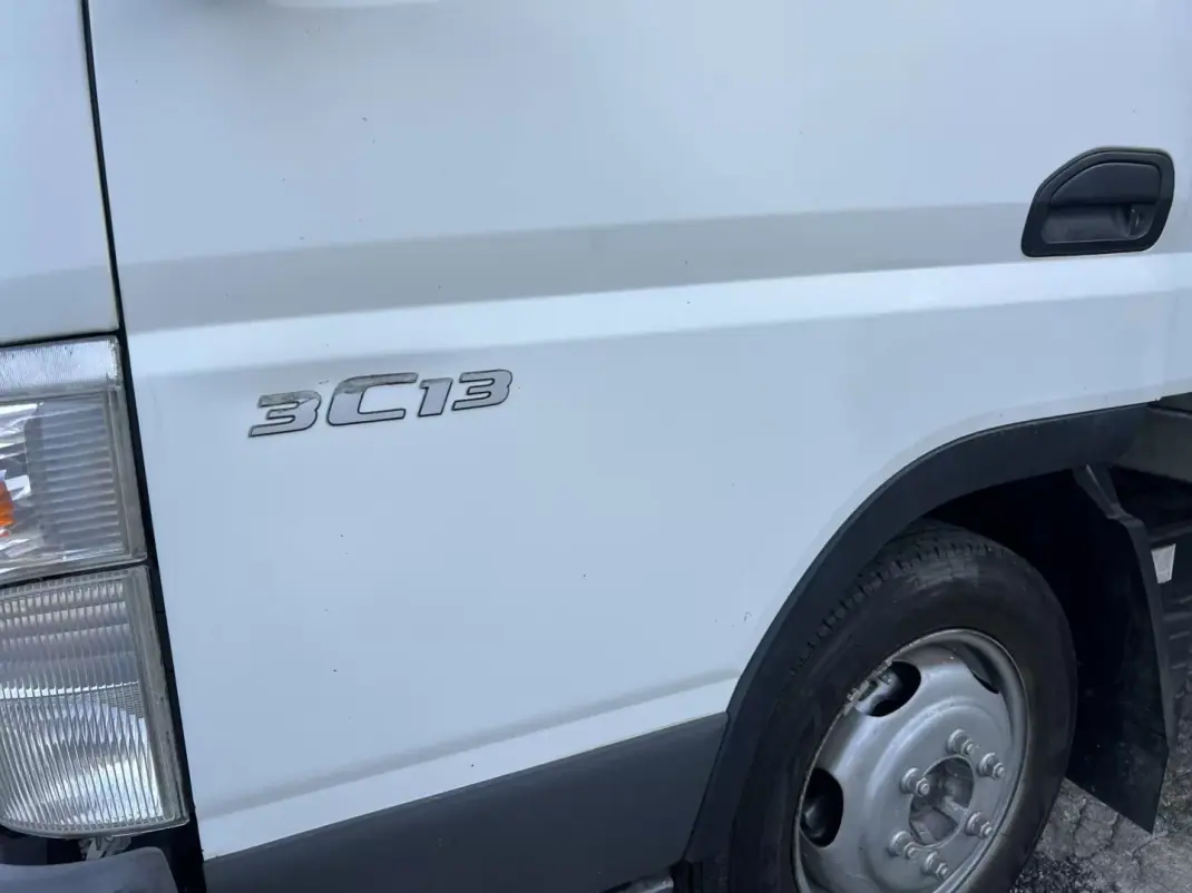 Mitsubishi Canter 3 C 15 2006 - 16500 EUR, 220000 km - AUTO.MOTO.pt - 220000km - foto 8 de 9