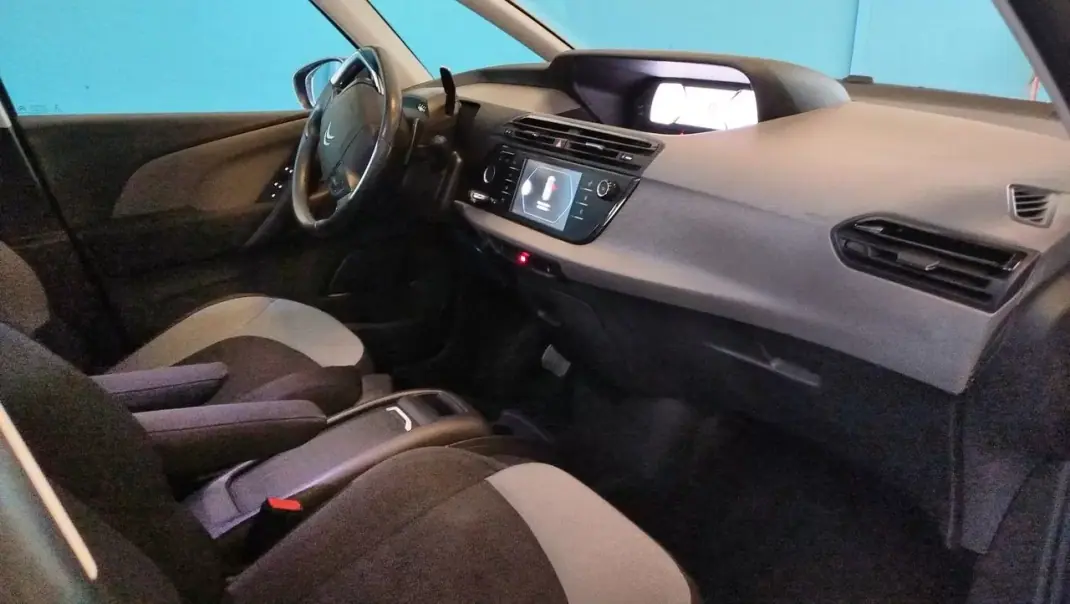 Citroën C4 Grand Picasso 2014 - 10500 EUR, 171000 km - AUTO.MOTO.pt - 171000km - foto 5 de 14