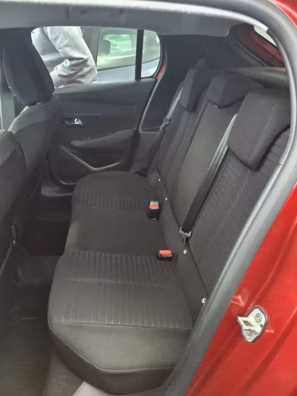 Peugeot 208 2021 - 18500 EUR, 87001 km - AUTO.MOTO.pt - 87001km - foto 13 de 13
