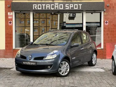 Renault Clio 2008 - 255000km