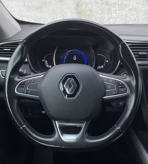 Renault Kadjar 2022 - 18490 EUR, 88000 km - AUTO.MOTO.pt - 88000km - foto 16 de 20