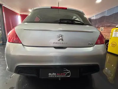 Peugeot 308 2011 - 5250 EUR, 262746 km - 262746km - foto 5 de 17