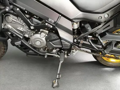 Suzuki V-Strom 1000 2020 - 6750 EUR, 18000 km - AUTO.MOTO.pt - 18000km - foto 14 de 18