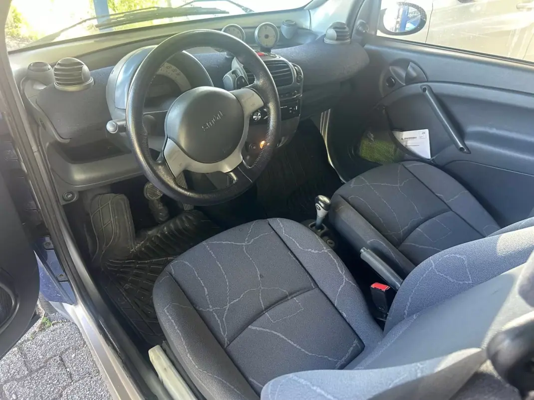 Smart ForTwo Coupé 2006 - 4600 EUR, 132000 km - 132000km - foto 5 de 8
