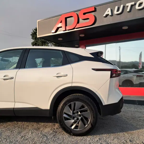 Nissan Qashqai 2022 - 23450 EUR, 37000 km - AUTO.MOTO.pt - 37000km - foto 5 de 16