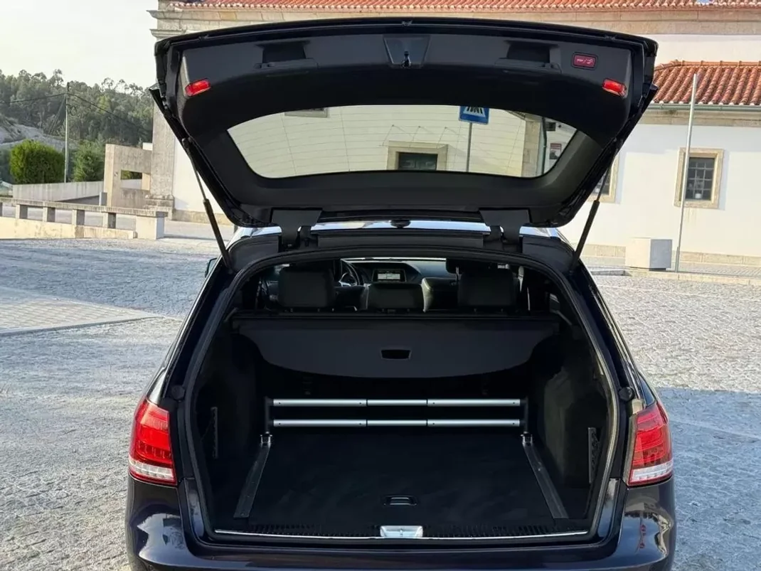 Mercedes-Benz E 250 2014 - 17999 EUR, 250000 km - AUTO.MOTO.pt - 250000km - foto 27 de 27
