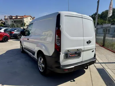 Ford Tourneo Connect 2015 - 7999 EUR, 170000 km - 170000km - foto 10 de 13