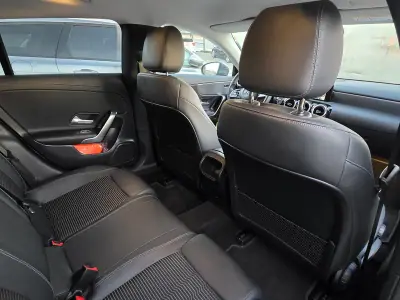 Mercedes-Benz CLA 180 2022 - 25900 EUR, 146000 km - AUTO.MOTO.pt - 146000km - foto 14 de 17