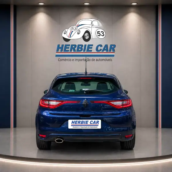 Renault Mégane 1.5 dCi Bose Edition 2016 Diesel — 84 400 km Renault Mégane 1.5 dCi Bose Edition 2016 Diesel
