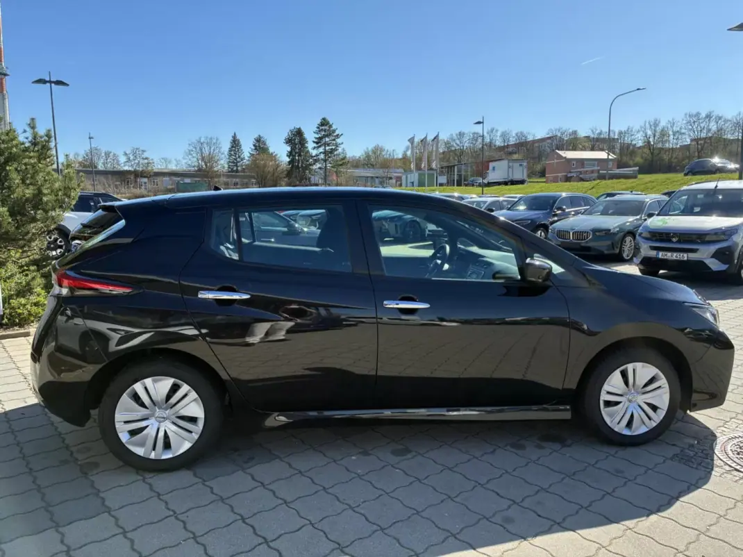 Nissan Leaf 2021 - 14900 EUR, 44768 km - AUTO.MOTO.pt - 44768km - foto 22 de 23