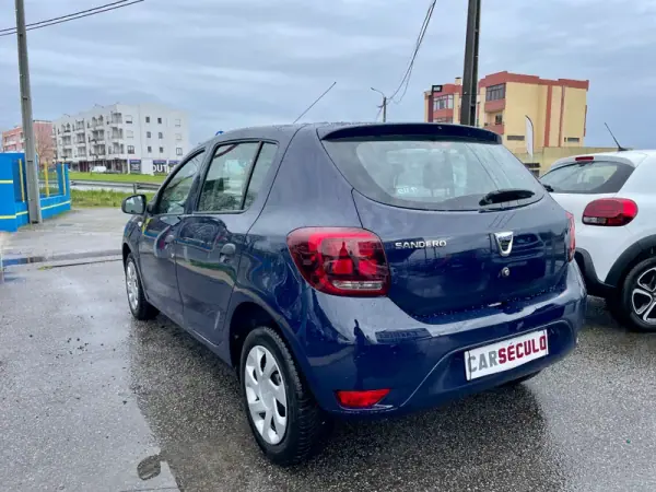 Dacia Sandero 2019 - 10500 EUR, 53499 km - AUTO.MOTO.pt - 53499km - foto 5 de 26