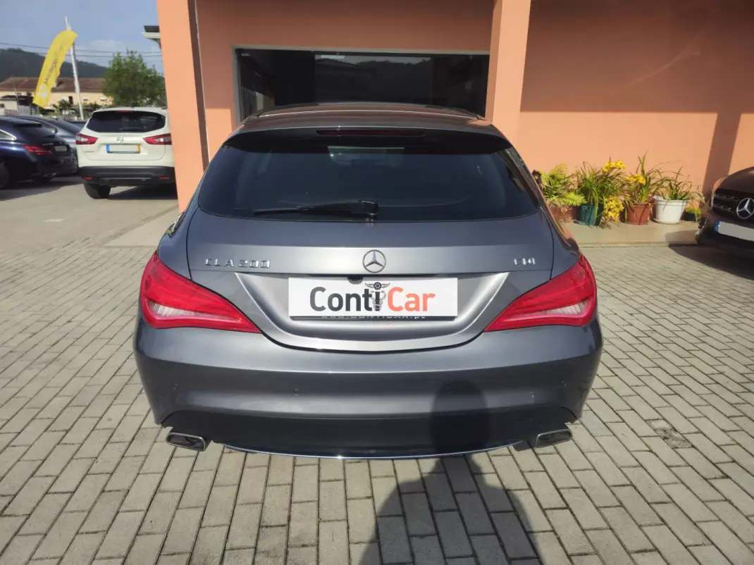 Mercedes-Benz CLA 200 2015 - 17500 EUR, 169158 km - AUTO.MOTO.pt - 169158km - foto 5 de 15