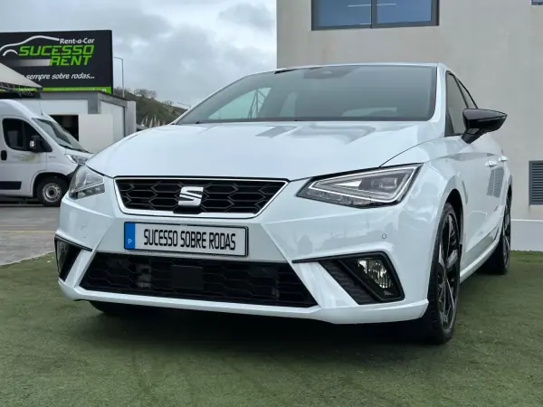 SEAT Ibiza 2023 - 22490 EUR, 21800 km - AUTO.MOTO.pt - 21800km - foto 5 de 18