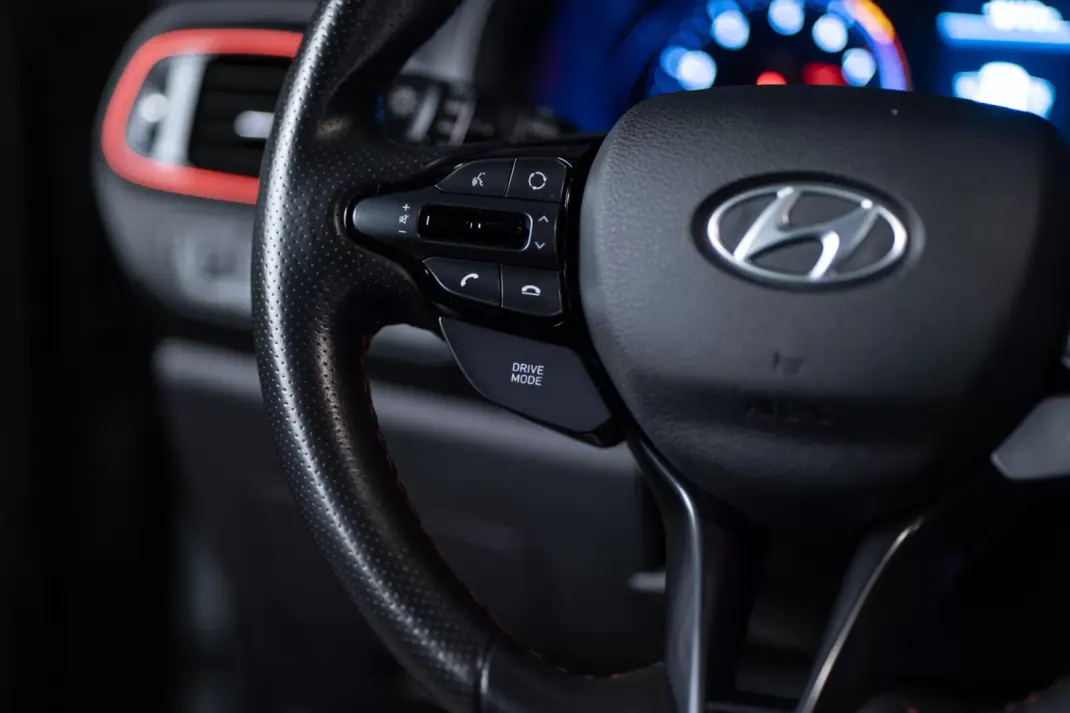 Hyundai i30 Fastback N 2021 - 32000 EUR, 85000 km - AUTO.MOTO.pt - 85000km - foto 15 de 25