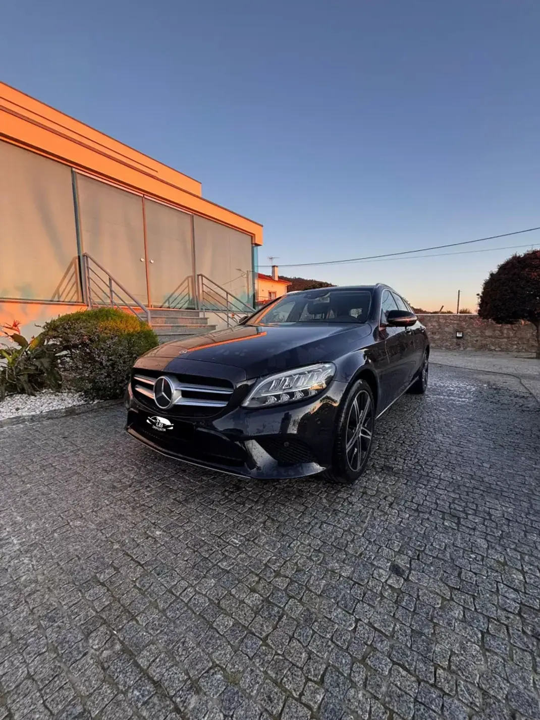 Mercedes-Benz C 300 2020 - 22899 EUR, 164949 km - AUTO.MOTO.pt - 164949km - foto 1 de 20