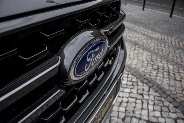 Ford Ranger 2023 - 48990 EUR, 60190 km - AUTO.MOTO.pt - 60190km - foto 9 de 41