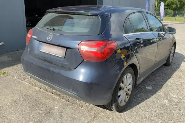 Mercedes-Benz A 180 2017 - 14700 EUR, 189300 km - AUTO.MOTO.pt - 189300km - foto 3 de 7