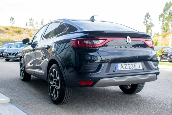 Renault Arkana 2023 - 22900 EUR, 73765 km - AUTO.MOTO.pt - 73765km - foto 4 de 15