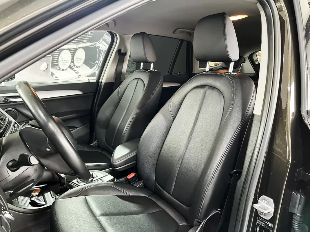 BMW X1 2019 - 22800 EUR, 112103 km - AUTO.MOTO.pt - 112103km - foto 7 de 23