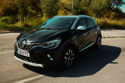 Renault Captur 2023 - 16500 EUR, 59365 km - foto 4 de 18