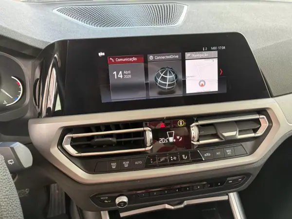 BMW 318 2019 - 21900 EUR, 128000 km - AUTO.MOTO.pt - 128000km - foto 13 de 22