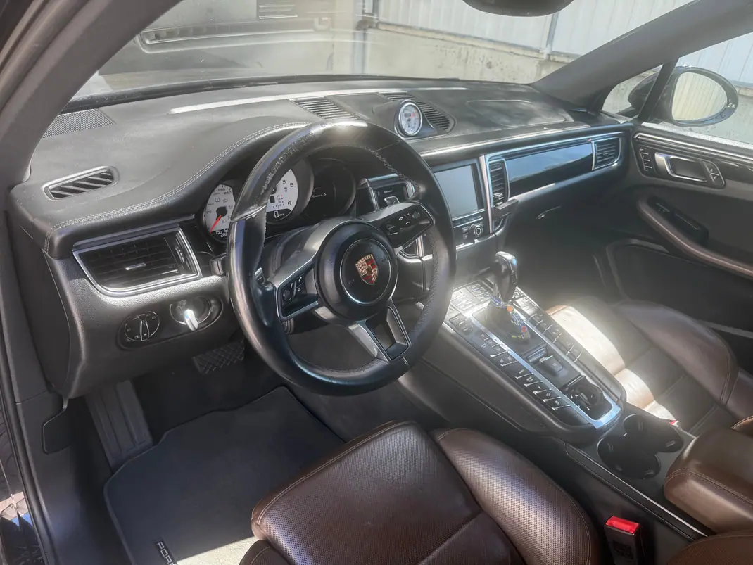 Porsche Macan 2015 - 39500 EUR, 156000 km - 156000km - foto 2 de 7