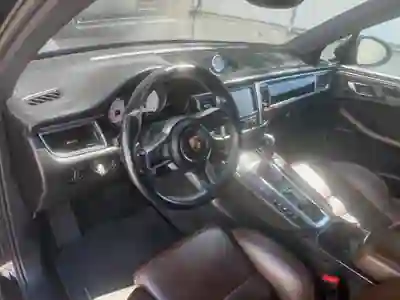 Porsche Macan 2015 - 39500 EUR, 156000 km - 156000km - foto 2 de 7