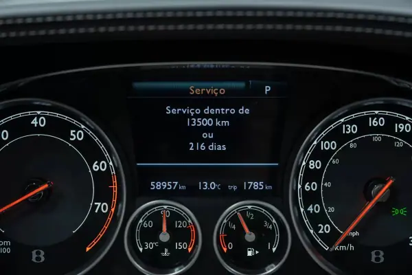 Bentley Continental 2015 - 119950 EUR, 58000 km - AUTO.MOTO.pt - 58000km - foto 31 de 46