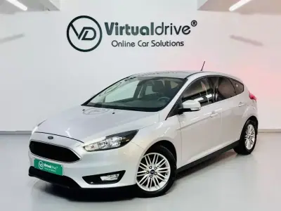 Ford Focus 2018 - 9950 EUR, 76000 km - AUTO.MOTO.pt - 76000km - foto 18 de 50