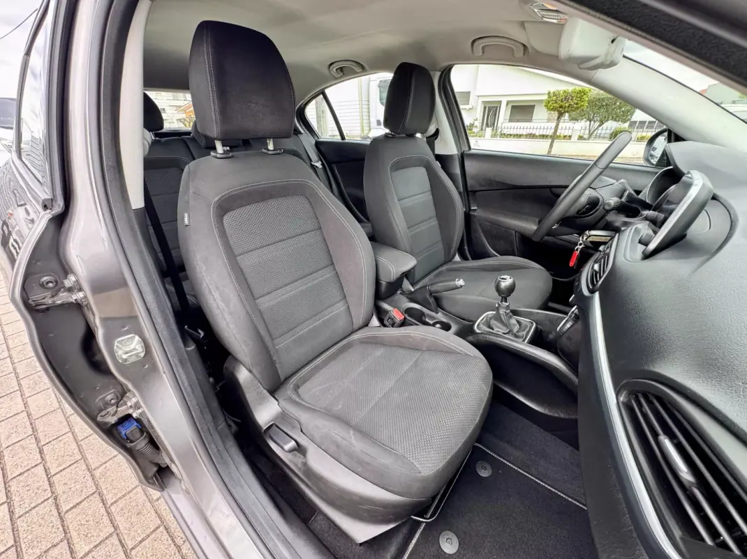 Fiat Tipo 2016 - 10990 EUR, 119000 km - 119000km - foto 16 de 19