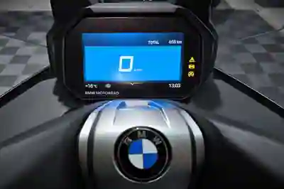 BMW C 400 GT 2024 - 7950 EUR, 500 km - AUTO.MOTO.pt - 500km - foto 6 de 15