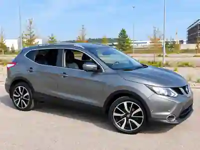 Nissan Qashqai 2015 — foto 4 de 8